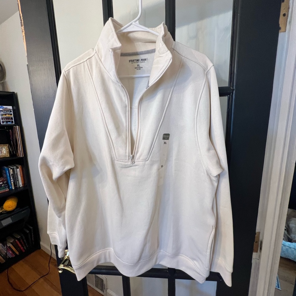 XL starting pointy cream colored half zip sweatshirt nwot